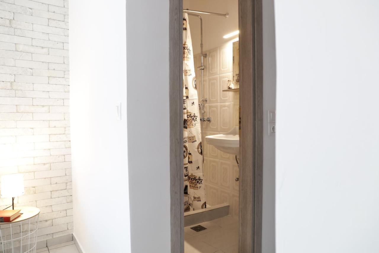 Modern Edipsos Apartment *